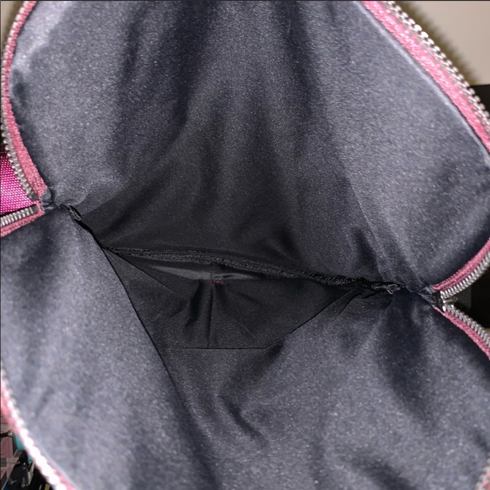 Lululemon side bag - Picture 8 of 8